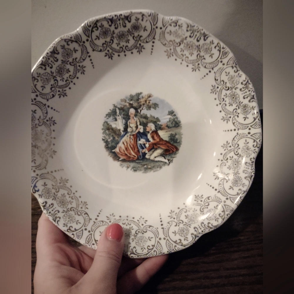 Royal Queen First Colonial 22KT soup bowl